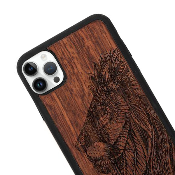 Real Wood Lion Iphone 15 Pro Max