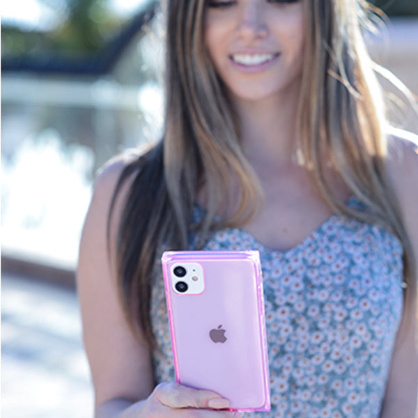 Square Skin Pink IPhone 14 Plus